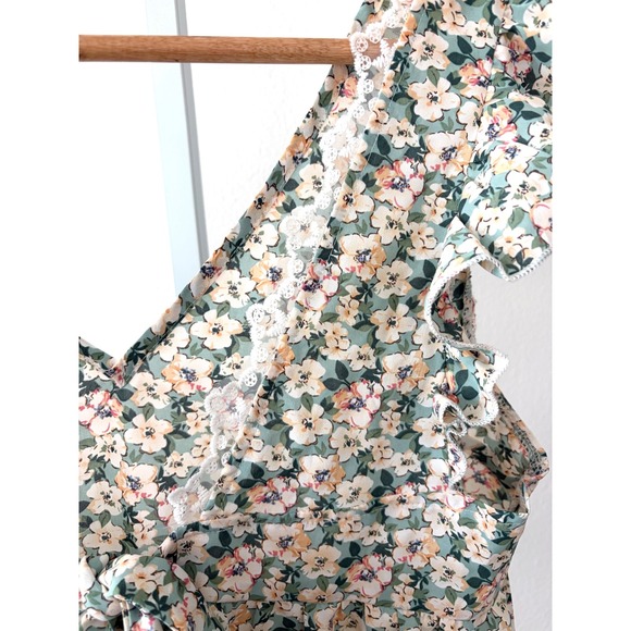 Sage Floral Babydoll Peplum Top Cottagecore Coquette Romantic Lace V Back Small - Picture 5 of 14